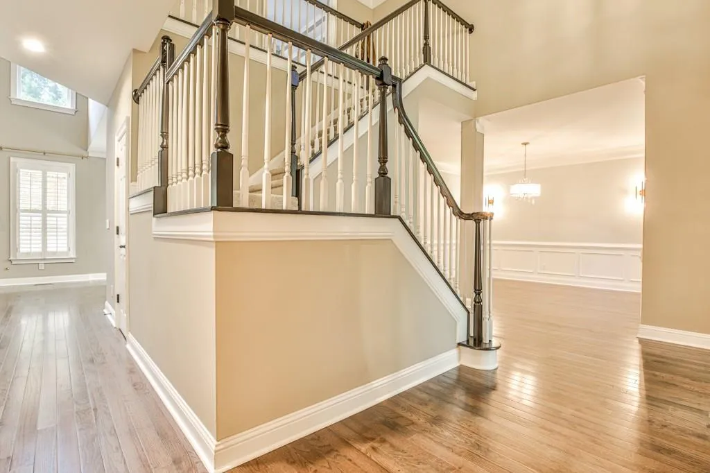 6385 Glen Oaks Lane, Sandy Springs, Georgia 30328, 5 Bedrooms Bedrooms, ,5 BathroomsBathrooms,Residential,Sold,6385 Glen Oaks Lane,6880261