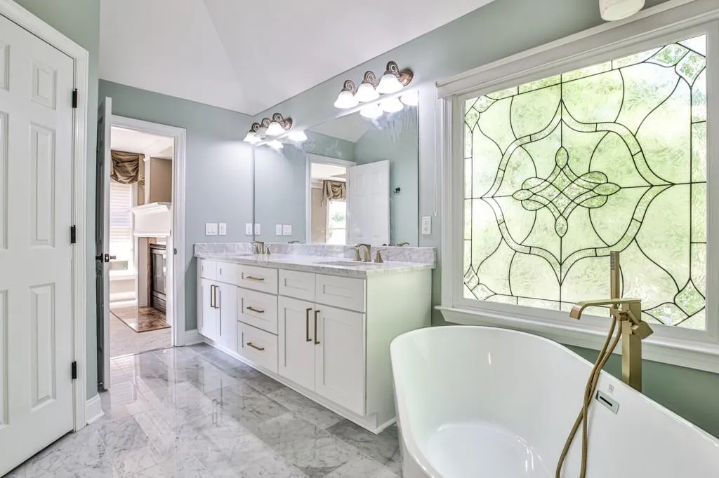 6385 Glen Oaks Lane, Sandy Springs, Georgia 30328, 5 Bedrooms Bedrooms, ,5 BathroomsBathrooms,Residential,Sold,6385 Glen Oaks Lane,6880261