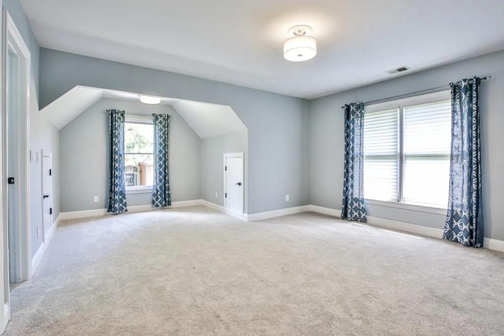 6385 Glen Oaks Lane, Sandy Springs, Georgia 30328, 5 Bedrooms Bedrooms, ,5 BathroomsBathrooms,Residential,Sold,6385 Glen Oaks Lane,6880261