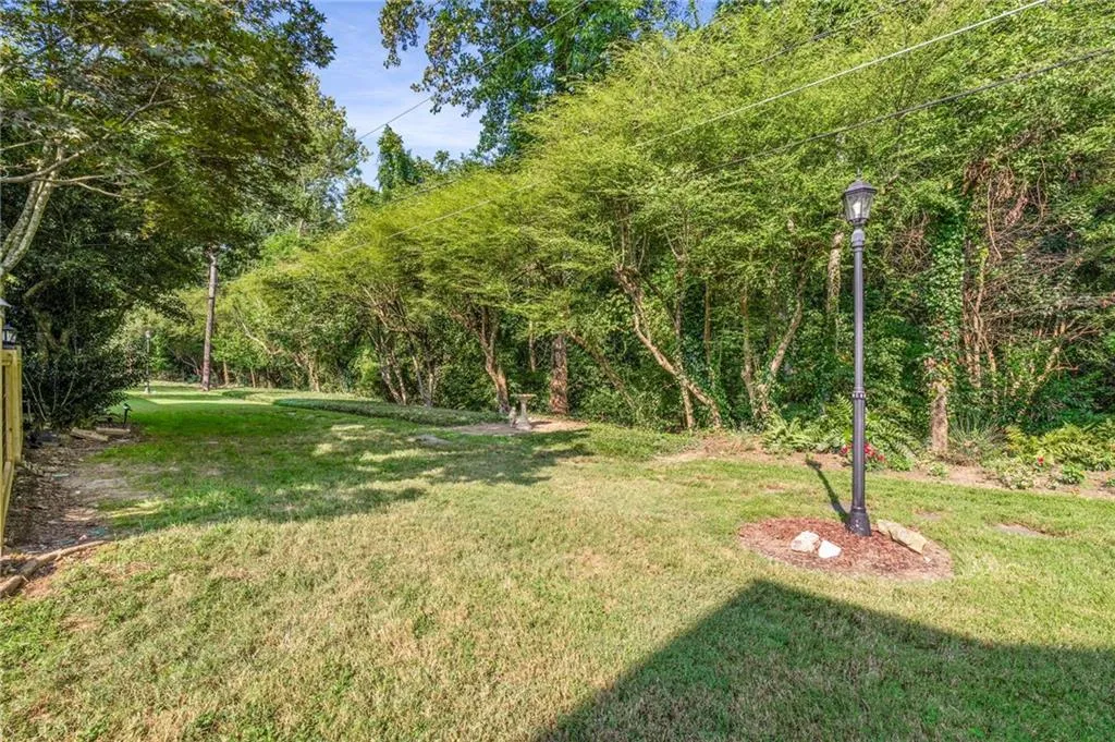 136 Peachtree Memorial Drive Nw Unit Nc8, Atlanta, Georgia 30309, 2 Bedrooms Bedrooms, ,1 BathroomBathrooms,Residential,For Sale,136 Peachtree Memorial Drive Nw Unit Nc8,7636765