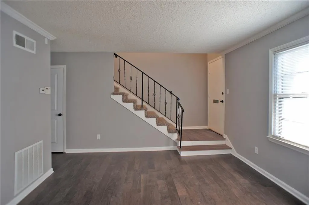 242 Triumph Drive Nw, Atlanta, Georgia 30327, 2 Bedrooms Bedrooms, ,2 BathroomsBathrooms,Residential,Sold,242 Triumph Drive Nw,6086845