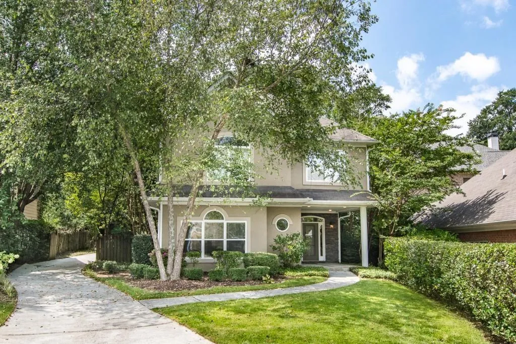 1376 Brookhaven Village Circle Ne, Brookhaven, Georgia 30319, 3 Bedrooms Bedrooms, ,2 BathroomsBathrooms,Residential,Sold,1376 Brookhaven Village Circle Ne,5936752