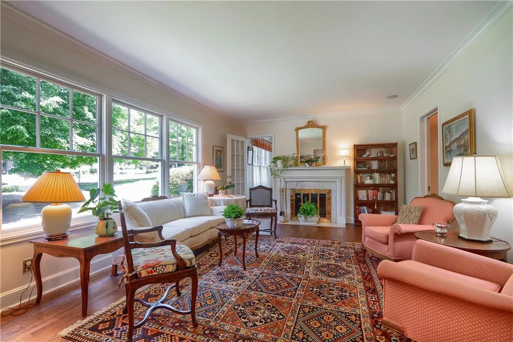 501 E Wesley Road Ne, Atlanta, Georgia 30305, 5 Bedrooms Bedrooms, ,4 BathroomsBathrooms,Residential,Sold,501 E Wesley Road Ne,6006975