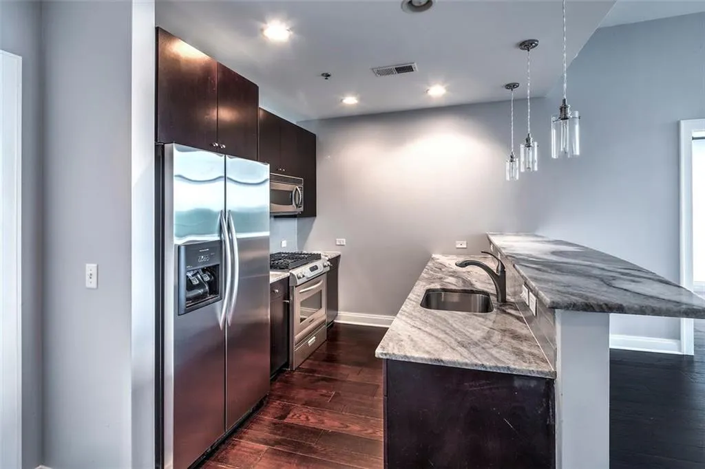 905 Juniper Street Ne Unit 802, Atlanta, Georgia 30309, 2 Bedrooms Bedrooms, ,2 BathroomsBathrooms,Residential,Sold,905 Juniper Street Ne Unit 802,5883802