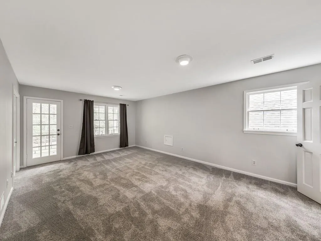 115 N Mill Road, Sandy Springs, Georgia 30328, 4 Bedrooms Bedrooms, ,3 BathroomsBathrooms,Residential,Sold,115 N Mill Road,6708499