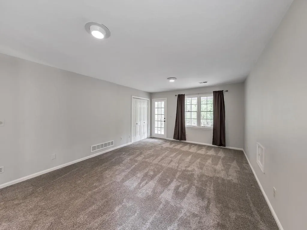 115 N Mill Road, Sandy Springs, Georgia 30328, 4 Bedrooms Bedrooms, ,3 BathroomsBathrooms,Residential,Sold,115 N Mill Road,6708499