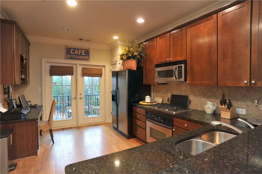 226 Le Gran View Unit 31, Atlanta, Georgia 30328, 2 Bedrooms Bedrooms, ,2 BathroomsBathrooms,Residential,Sold,226 Le Gran View Unit 31,5816863