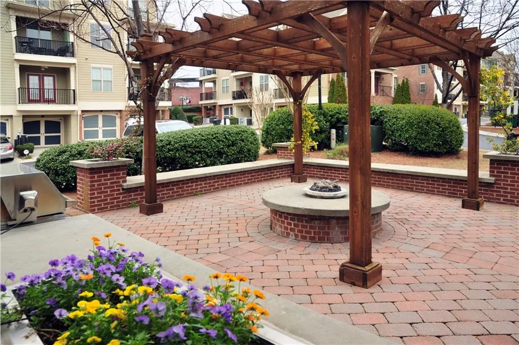 226 Le Gran View Unit 31, Atlanta, Georgia 30328, 2 Bedrooms Bedrooms, ,2 BathroomsBathrooms,Residential,Sold,226 Le Gran View Unit 31,5816863