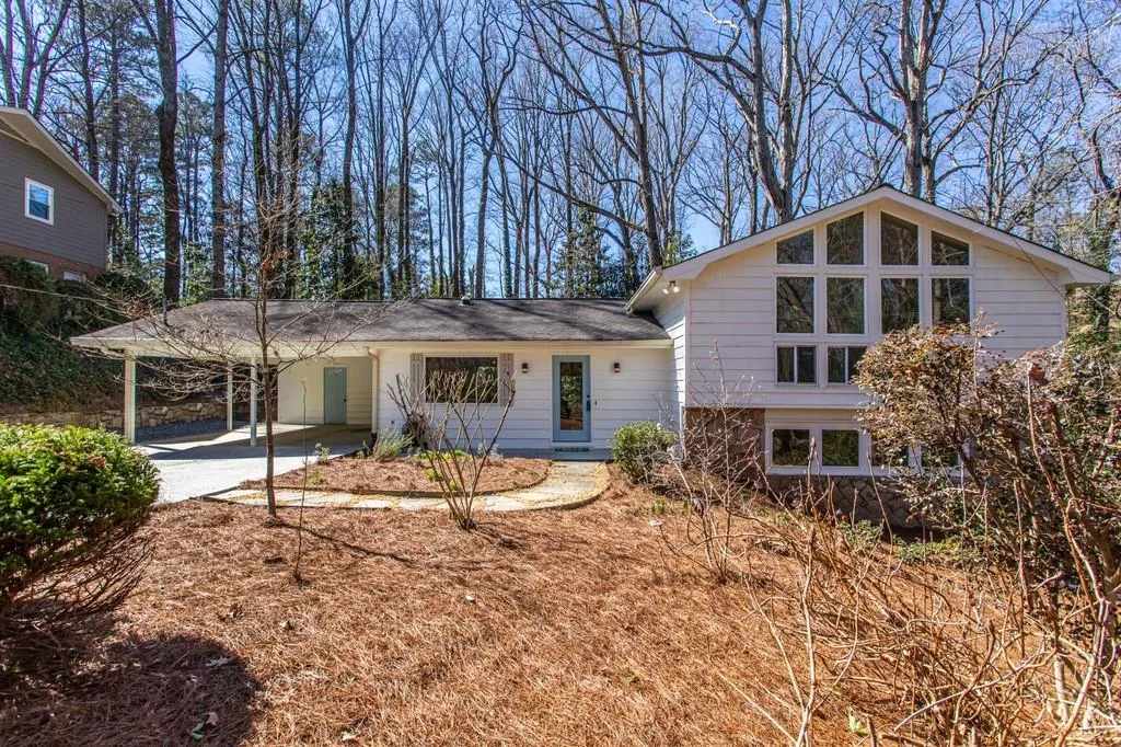 250 N Springs Court, Sandy Springs, Georgia 30328, 4 Bedrooms Bedrooms, ,2 BathroomsBathrooms,Residential,Sold,250 N Springs Court,6851570
