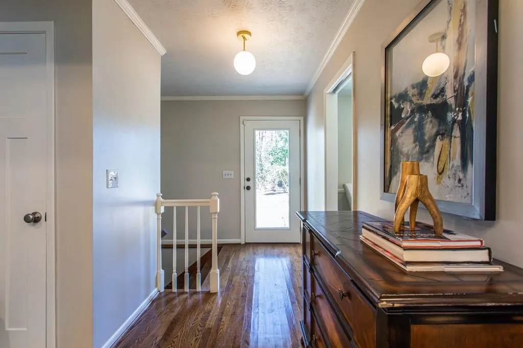 250 N Springs Court, Sandy Springs, Georgia 30328, 4 Bedrooms Bedrooms, ,2 BathroomsBathrooms,Residential,Sold,250 N Springs Court,6851570