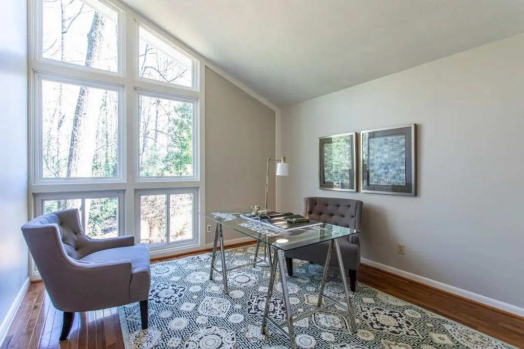250 N Springs Court, Sandy Springs, Georgia 30328, 4 Bedrooms Bedrooms, ,2 BathroomsBathrooms,Residential,Sold,250 N Springs Court,6851570