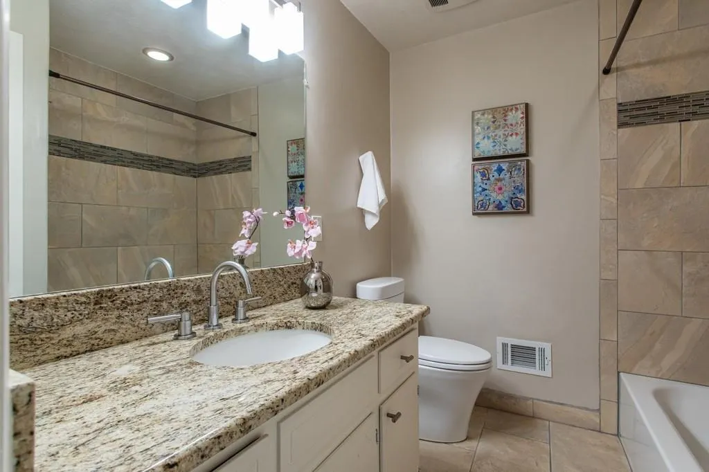 250 N Springs Court, Sandy Springs, Georgia 30328, 4 Bedrooms Bedrooms, ,2 BathroomsBathrooms,Residential,Sold,250 N Springs Court,6851570