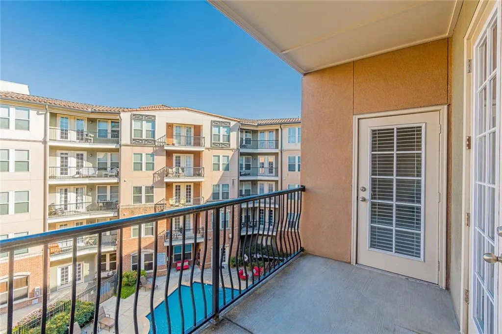 901 Abernathy Road Unit 5180, Sandy Springs, Georgia 30328, 2 Bedrooms Bedrooms, ,2 BathroomsBathrooms,Residential,Sold,901 Abernathy Road Unit 5180,7127624