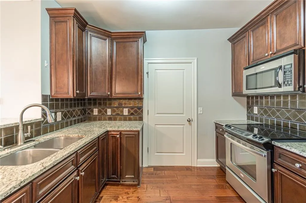 901 Abernathy Road Unit 5180, Sandy Springs, Georgia 30328, 2 Bedrooms Bedrooms, ,2 BathroomsBathrooms,Residential,Sold,901 Abernathy Road Unit 5180,7127624