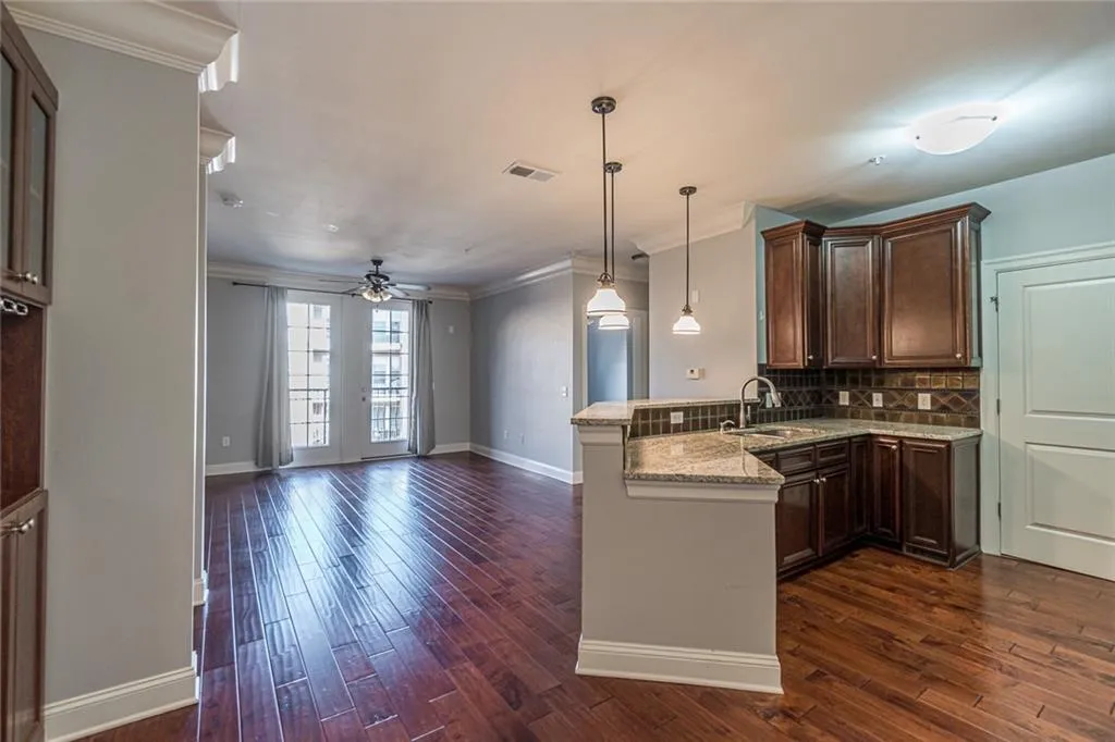 901 Abernathy Road Unit 5180, Sandy Springs, Georgia 30328, 2 Bedrooms Bedrooms, ,2 BathroomsBathrooms,Residential,Sold,901 Abernathy Road Unit 5180,7127624