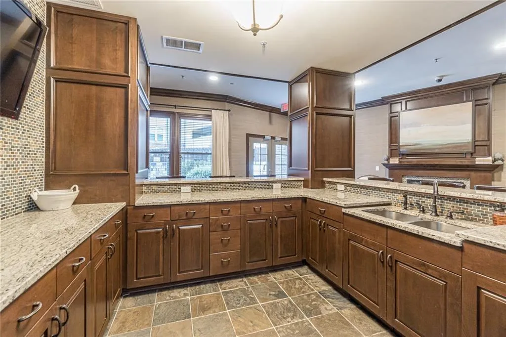 901 Abernathy Road Unit 5180, Sandy Springs, Georgia 30328, 2 Bedrooms Bedrooms, ,2 BathroomsBathrooms,Residential,Sold,901 Abernathy Road Unit 5180,7127624