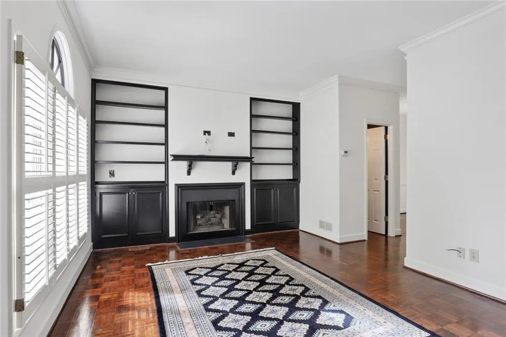 12 Honour Avenue Nw Unit 14+, Atlanta, Georgia 30305, 3 Bedrooms Bedrooms, ,2 BathroomsBathrooms,Residential,Sold,12 Honour Avenue Nw Unit 14+,6959370