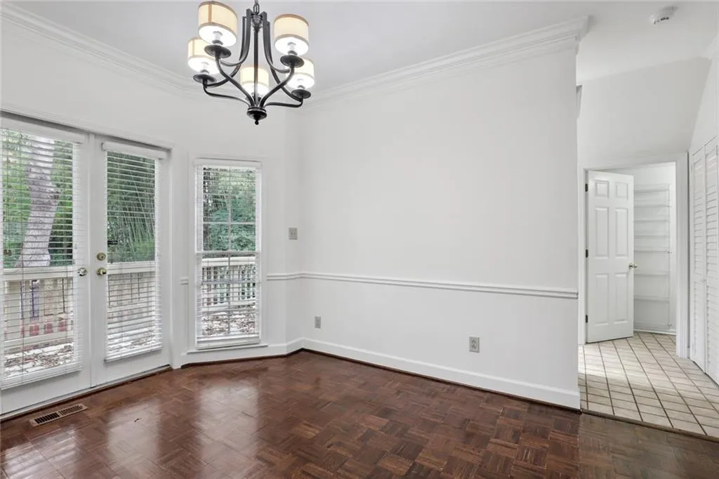 12 Honour Avenue Nw Unit 14+, Atlanta, Georgia 30305, 3 Bedrooms Bedrooms, ,2 BathroomsBathrooms,Residential,Sold,12 Honour Avenue Nw Unit 14+,6959370