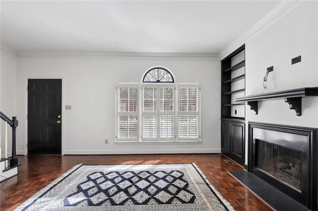 12 Honour Avenue Nw Unit 14+, Atlanta, Georgia 30305, 3 Bedrooms Bedrooms, ,2 BathroomsBathrooms,Residential,Sold,12 Honour Avenue Nw Unit 14+,6959370