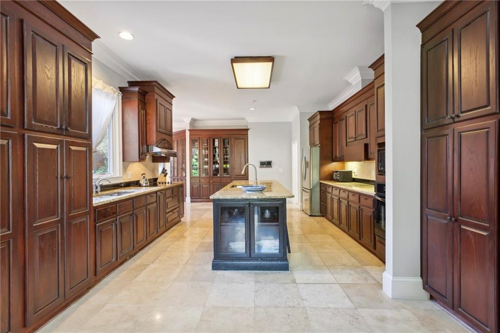 535 Mount Vernon Highway NW, Sandy Springs, Georgia 30327, 6 Bedrooms Bedrooms, ,7 BathroomsBathrooms,Residential,Sold,535 Mount Vernon Highway NW,7289524