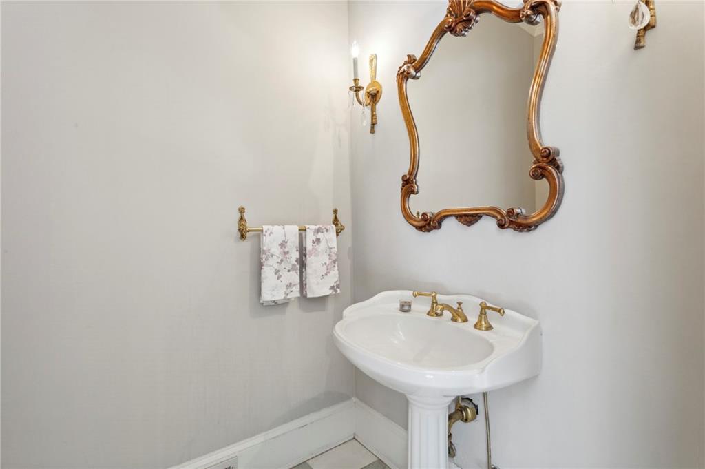 535 Mount Vernon Highway NW, Sandy Springs, Georgia 30327, 6 Bedrooms Bedrooms, ,7 BathroomsBathrooms,Residential,Sold,535 Mount Vernon Highway NW,7289524
