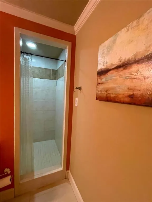 5375 Roswell Road Unit B4, Atlanta, Georgia 30342, 2 Bedrooms Bedrooms, ,1 BathroomBathrooms,Residential,Sold,5375 Roswell Road Unit B4,6890672