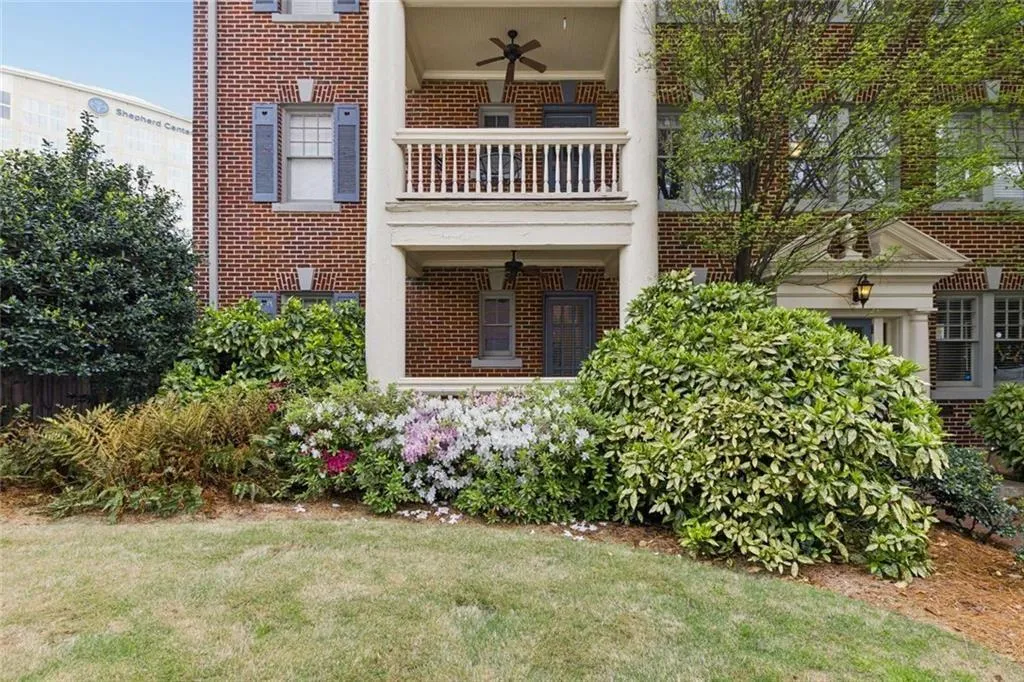 2 Collier Road Nw Unit 2, Atlanta, Georgia 30309, 1 Bedroom Bedrooms, 0 ,1 BathroomBathrooms,Residential,For Sale,2 Collier Road Nw Unit 2,7749092