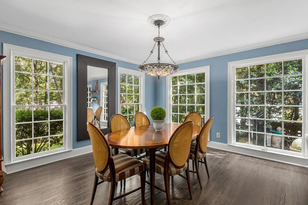 400 River Valley Road, Sandy Springs, Georgia 30328, 5 Bedrooms Bedrooms, ,4 BathroomsBathrooms,Residential,Sold,400 River Valley Road,7434841