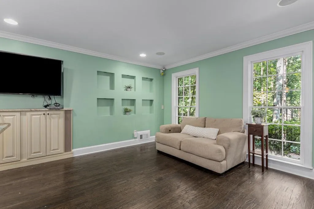 400 River Valley Road, Sandy Springs, Georgia 30328, 5 Bedrooms Bedrooms, ,4 BathroomsBathrooms,Residential,Sold,400 River Valley Road,7434841