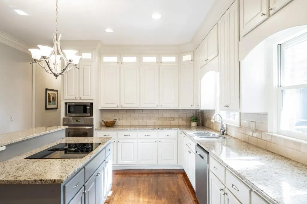 310 Crosstree Lane, Sandy Springs, Georgia 30328, 4 Bedrooms Bedrooms, ,3 BathroomsBathrooms,Residential,Sold,310 Crosstree Lane,6082409