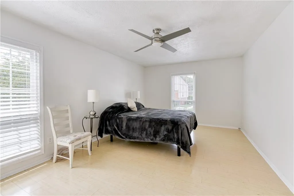 6851 Roswell Road Unit I26, Sandy Springs, Georgia 30328, 3 Bedrooms Bedrooms, ,2 BathroomsBathrooms,Residential,Sold,6851 Roswell Road Unit I26,7089858