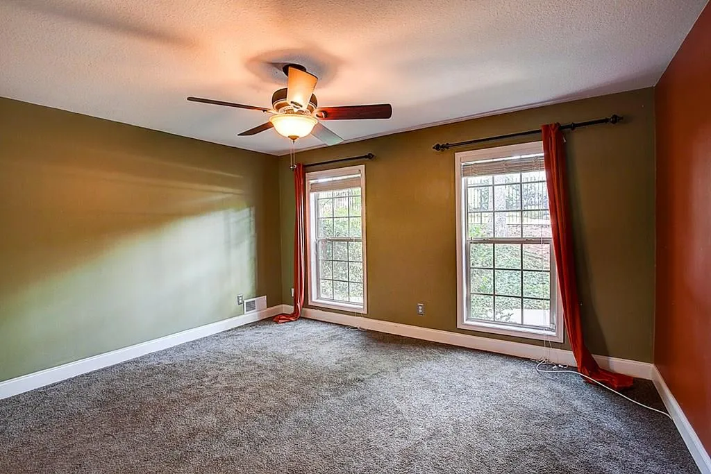 750 Dalrymple Road Unit A2, Atlanta, Georgia 30328, 2 Bedrooms Bedrooms, ,2 BathroomsBathrooms,Residential,Sold,750 Dalrymple Road Unit A2,6093019
