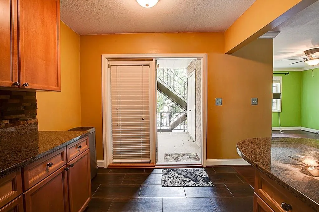 750 Dalrymple Road Unit A2, Atlanta, Georgia 30328, 2 Bedrooms Bedrooms, ,2 BathroomsBathrooms,Residential,Sold,750 Dalrymple Road Unit A2,6093019