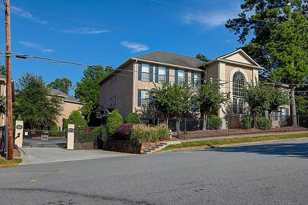 750 Dalrymple Road Unit A2, Atlanta, Georgia 30328, 2 Bedrooms Bedrooms, ,2 BathroomsBathrooms,Residential,Sold,750 Dalrymple Road Unit A2,6093019