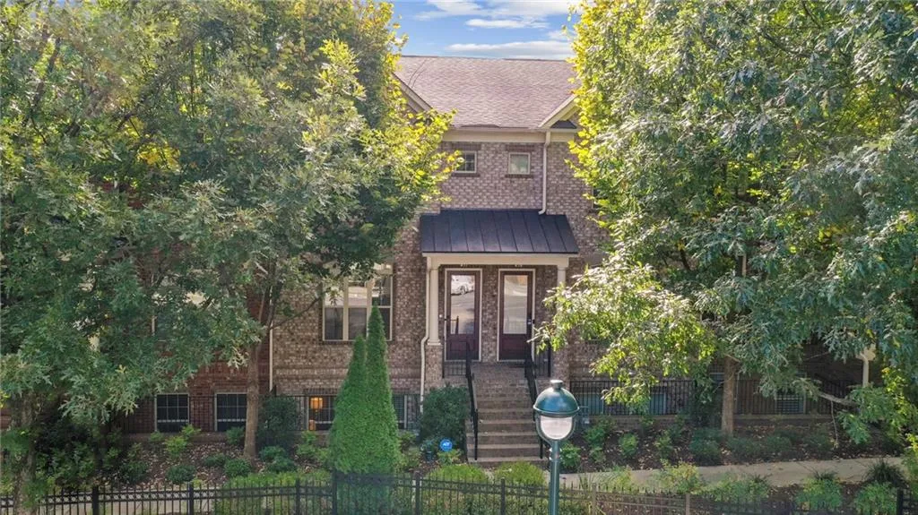 437 Alderwood Street, Atlanta, Georgia 30328, 3 Bedrooms Bedrooms, ,3 BathroomsBathrooms,Residential,Sold,437 Alderwood Street,7118184