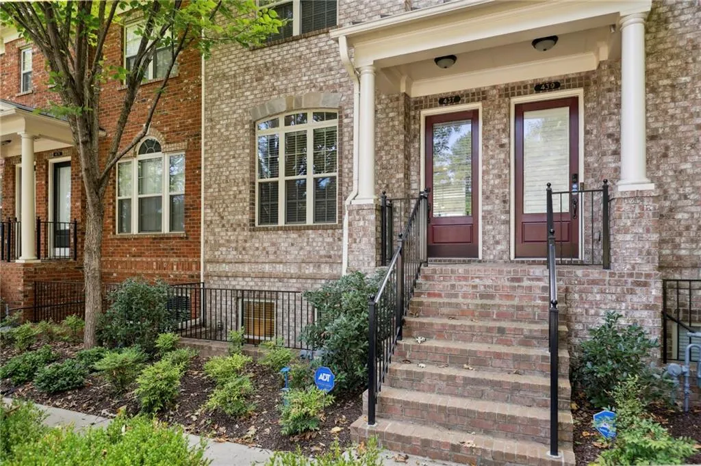 437 Alderwood Street, Atlanta, Georgia 30328, 3 Bedrooms Bedrooms, ,3 BathroomsBathrooms,Residential,Sold,437 Alderwood Street,7118184