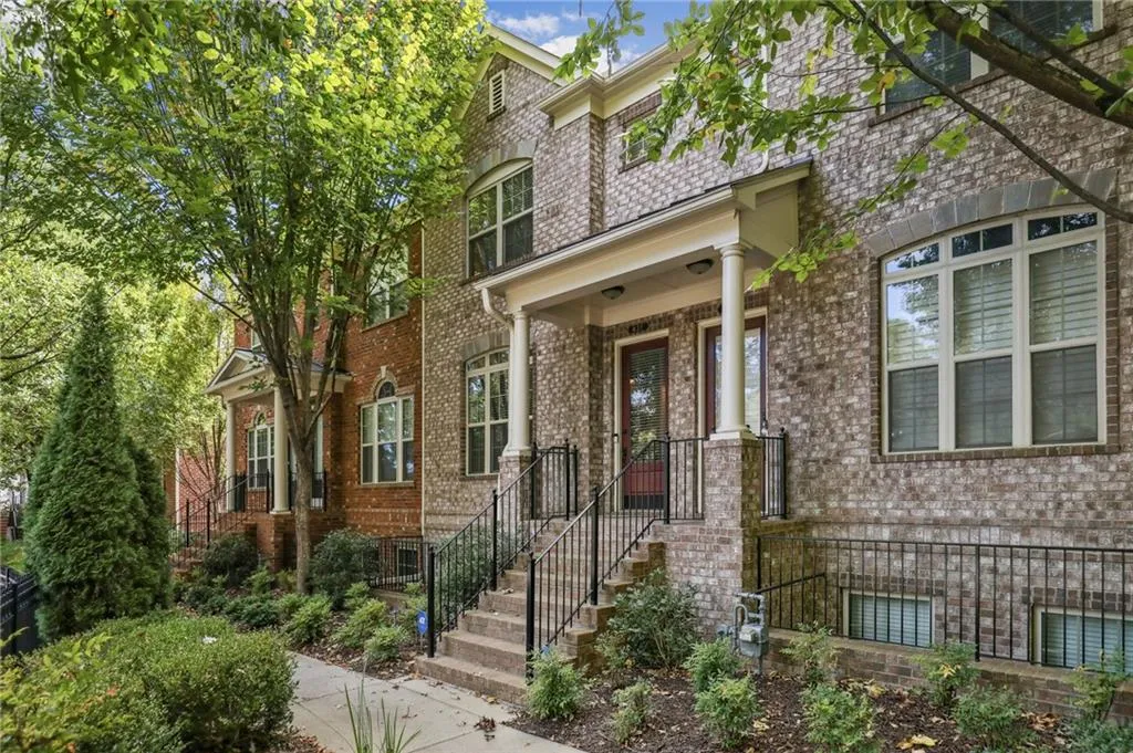 437 Alderwood Street, Atlanta, Georgia 30328, 3 Bedrooms Bedrooms, ,3 BathroomsBathrooms,Residential,Sold,437 Alderwood Street,7118184