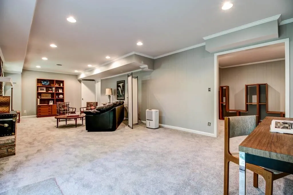 545 Amberidge Trail Nw, Sandy Springs, Georgia 30328, 4 Bedrooms Bedrooms, ,2 BathroomsBathrooms,Residential,Sold,545 Amberidge Trail Nw,5596868