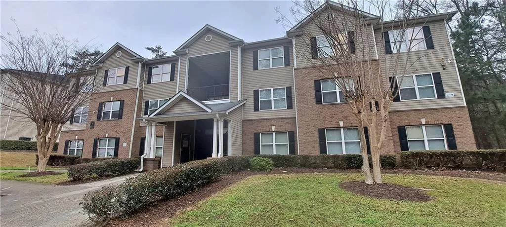 7104 Fairington Ridge Circle, Lithonia, Georgia 30038