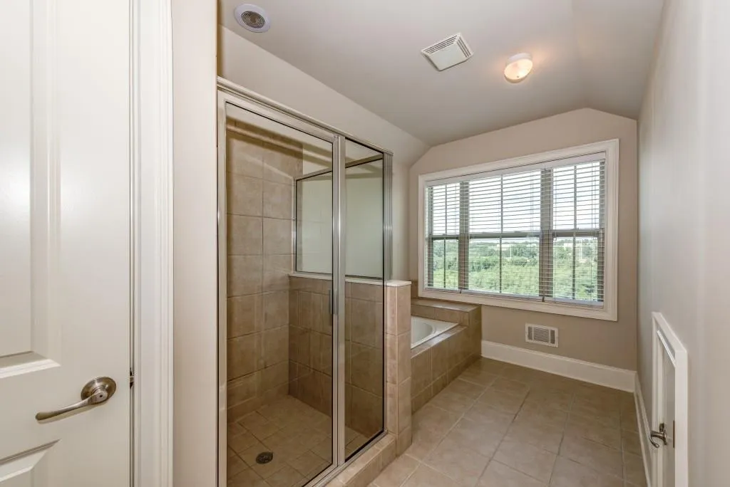 6473 Chariot Street Unit 28, Atlanta, Georgia 30328, 2 Bedrooms Bedrooms, ,2 BathroomsBathrooms,Residential,Sold,6473 Chariot Street Unit 28,6041155