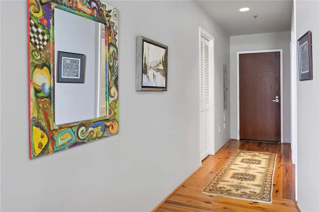 6105 Blue Stone Road Unit 219, Sandy Springs, Georgia 30328, 2 Bedrooms Bedrooms, ,2 BathroomsBathrooms,Residential,Sold,6105 Blue Stone Road Unit 219,7204905