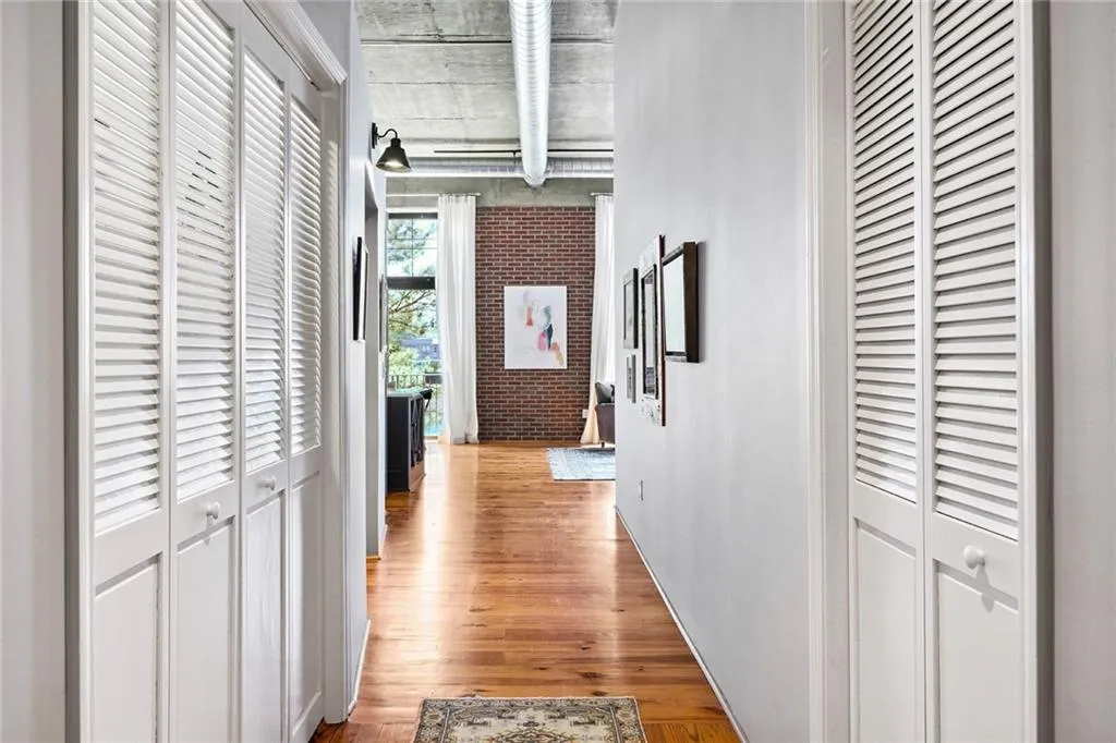 6105 Blue Stone Road Unit 219, Sandy Springs, Georgia 30328, 2 Bedrooms Bedrooms, ,2 BathroomsBathrooms,Residential,Sold,6105 Blue Stone Road Unit 219,7204905