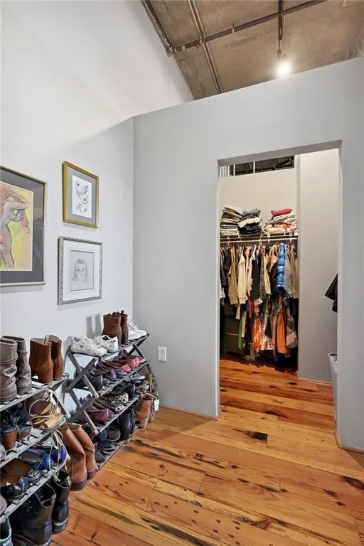 6105 Blue Stone Road Unit 219, Sandy Springs, Georgia 30328, 2 Bedrooms Bedrooms, ,2 BathroomsBathrooms,Residential,Sold,6105 Blue Stone Road Unit 219,7204905