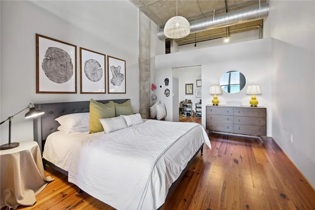 6105 Blue Stone Road Unit 219, Sandy Springs, Georgia 30328, 2 Bedrooms Bedrooms, ,2 BathroomsBathrooms,Residential,Sold,6105 Blue Stone Road Unit 219,7204905