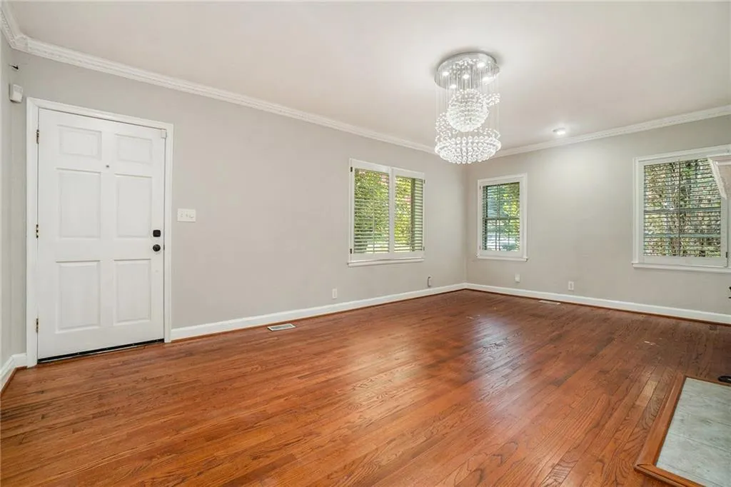 961 Lindbergh Drive Ne, Atlanta, Georgia 30324, 3 Bedrooms Bedrooms, ,2 BathroomsBathrooms,Residential,For Sale,961 Lindbergh Drive Ne,7640624