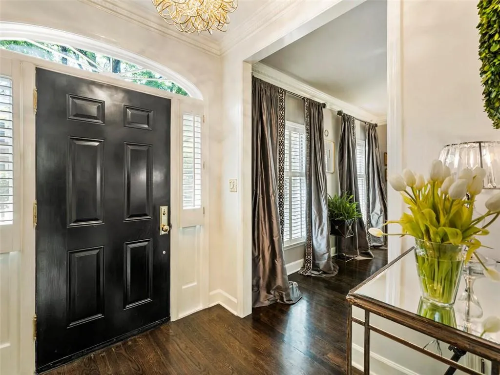 20 Pointe Terrace Se, Atlanta, Georgia 30339, 3 Bedrooms Bedrooms, ,2 BathroomsBathrooms,Residential,For Sale,20 Pointe Terrace Se,7492085