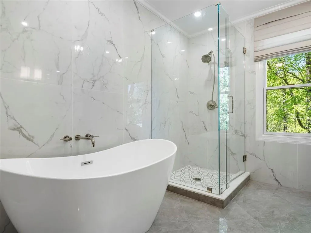 20 Pointe Terrace Se, Atlanta, Georgia 30339, 3 Bedrooms Bedrooms, ,2 BathroomsBathrooms,Residential,For Sale,20 Pointe Terrace Se,7492085