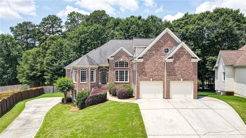 3069 Blue Creek Path, Loganville, Georgia 30052