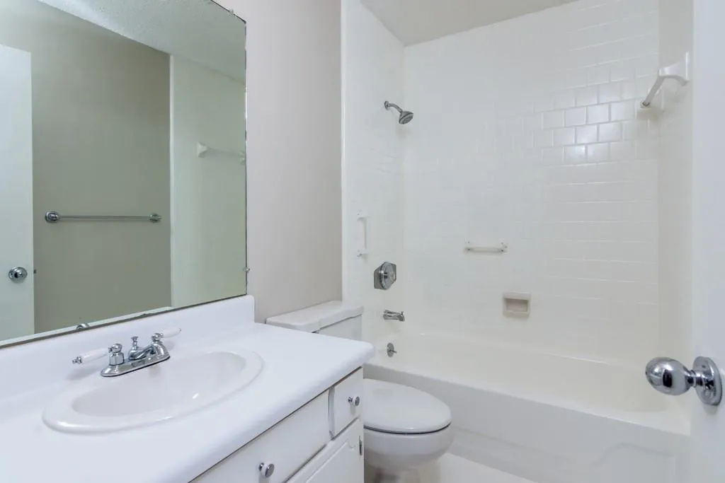 57 Basswood Circle, Sandy Springs, Georgia 30328, 3 Bedrooms Bedrooms, ,2 BathroomsBathrooms,Residential,Sold,57 Basswood Circle,6608153