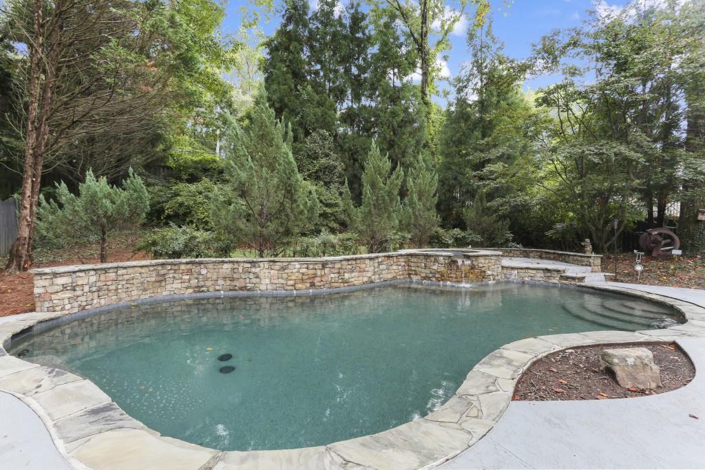 615 Regency Forest Court, Atlanta, Georgia 30342, 6 Bedrooms Bedrooms, ,5 BathroomsBathrooms,Residential,Sold,615 Regency Forest Court,7287385